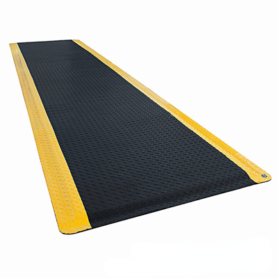 Anti fatigue Mat Professional de 3 ESD de couches noires et de plancher jaune