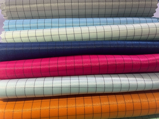 Tissu d'habillement de combinaison de sergé de polyester de salle blanche conducteur sûr de tissu d'ESD