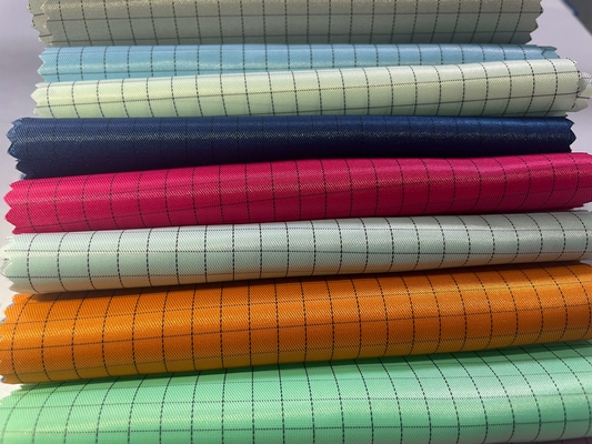 Tissu d'habillement de combinaison de sergé de polyester de salle blanche conducteur sûr de tissu d'ESD