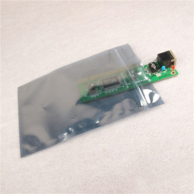 La carte PCB a employé l'anti ESD statique met en sac le sac d'aluminium stratifié par PE de rose d'animal familier de stockage de vide