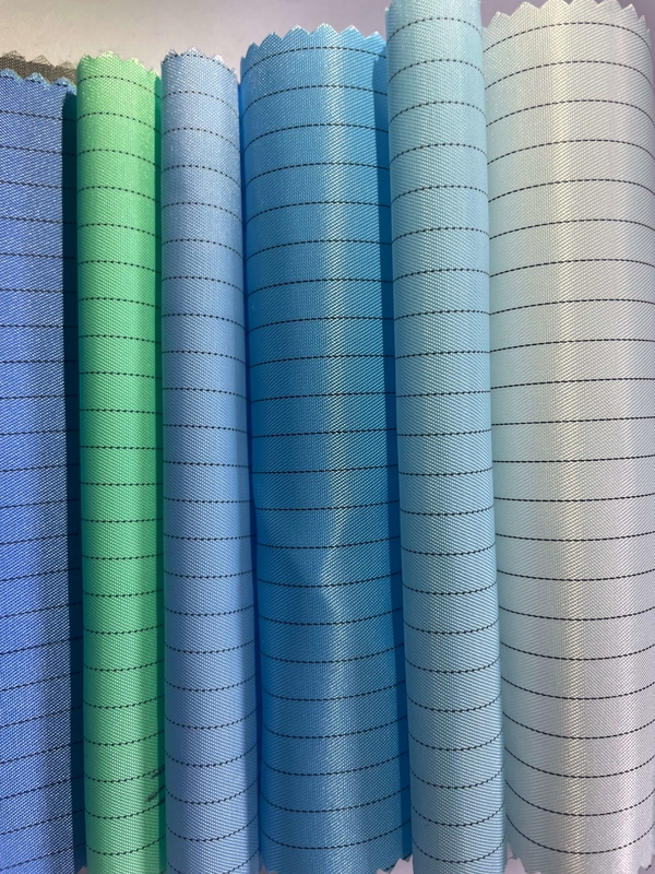 Tissu de carbone de grille de bande de maille de polyester Textile de salle blanche conducteur antistatique Tissu de salle blanche Tissu antistatique d'ESD
