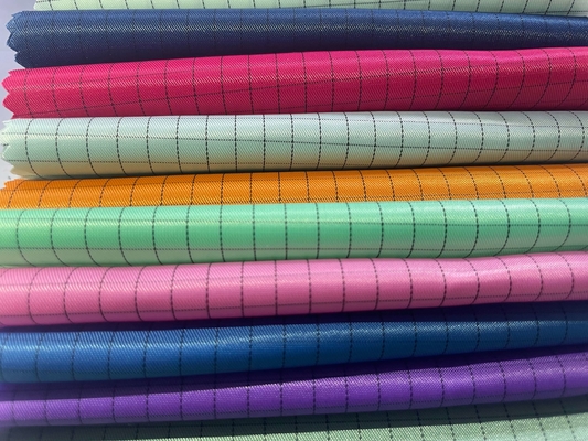 Tissu fonctionnel d'anti d'ESD de tissus de sergé de tissu du comité technique 65/35 vêtements de travail antistatiques statiques de Cleanroom